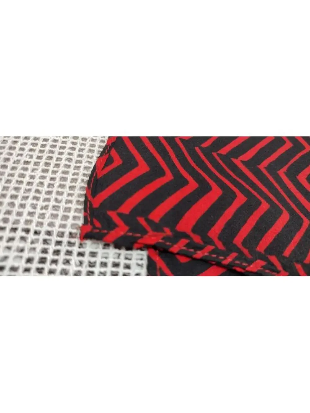 Vintage 60s Pocket Hankie Red Black Zig Zag Zebra Authentic MID CENTURY MENSWEAR